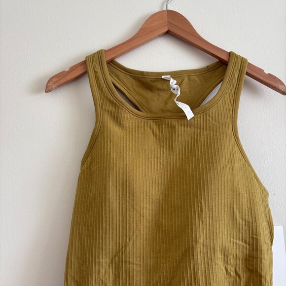 Lululemon Athletic Ebb To Street RB Cropped Tank Top Auric Gold NWT Sz 12 - Picture 3 of 7